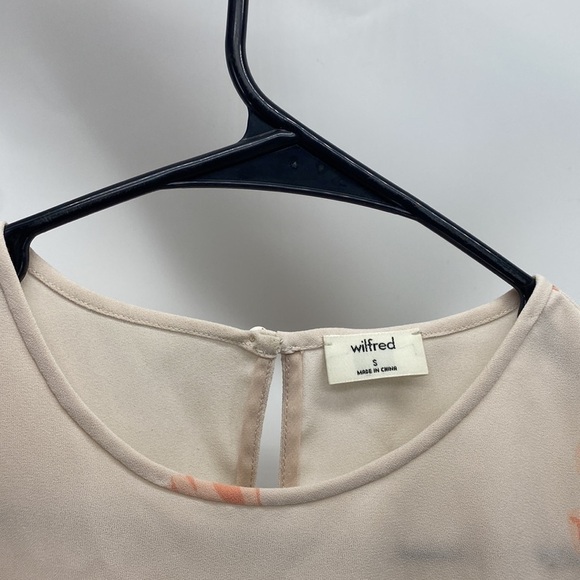 Wilfred Pink peach Floral Blouse cropped flowy sleeve lightweight date Night - Picture 2 of 6